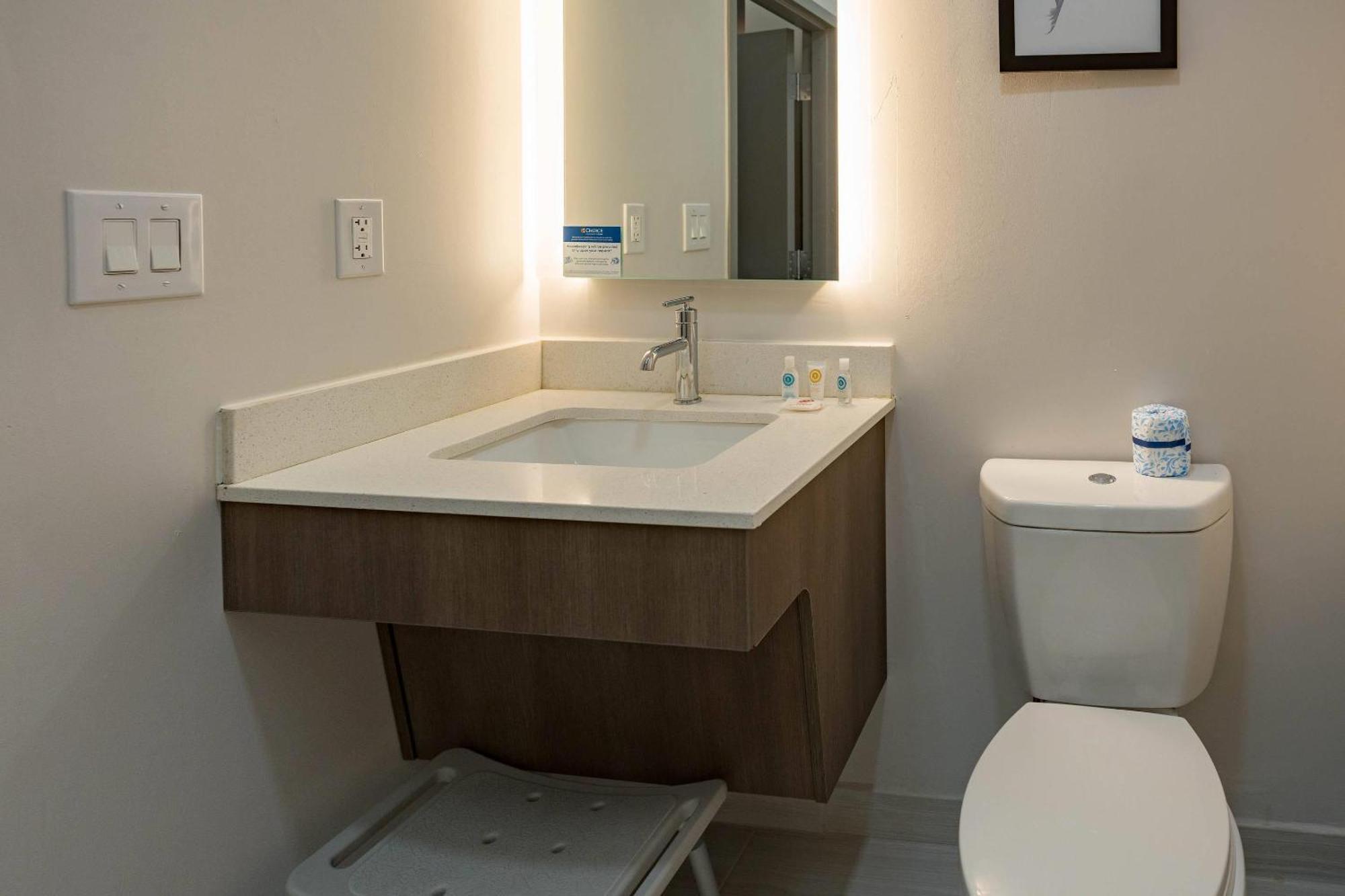 Comfort Inn & Suites River City Decatur Luaran gambar